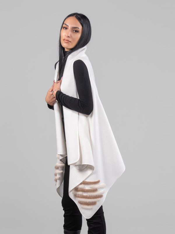 Ivory Cashmere Wool Poncho With Mink Fur Strokes